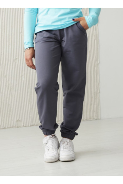 sports pants for the girl