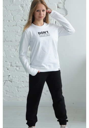costume for teenage girl white with black